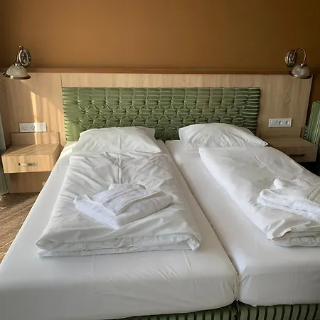 Varfal Panzio Es Wellness 3*