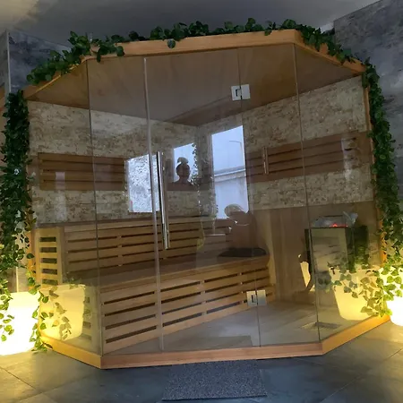 Varfal Panzio Es Wellness מלון פץ'