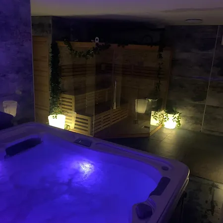 Varfal Panzio Es Wellness Pětikostelí